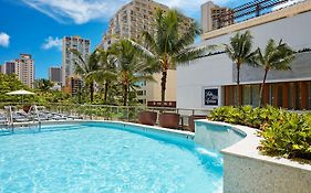Hilton Garden Inn Waikiki Beach Hotel